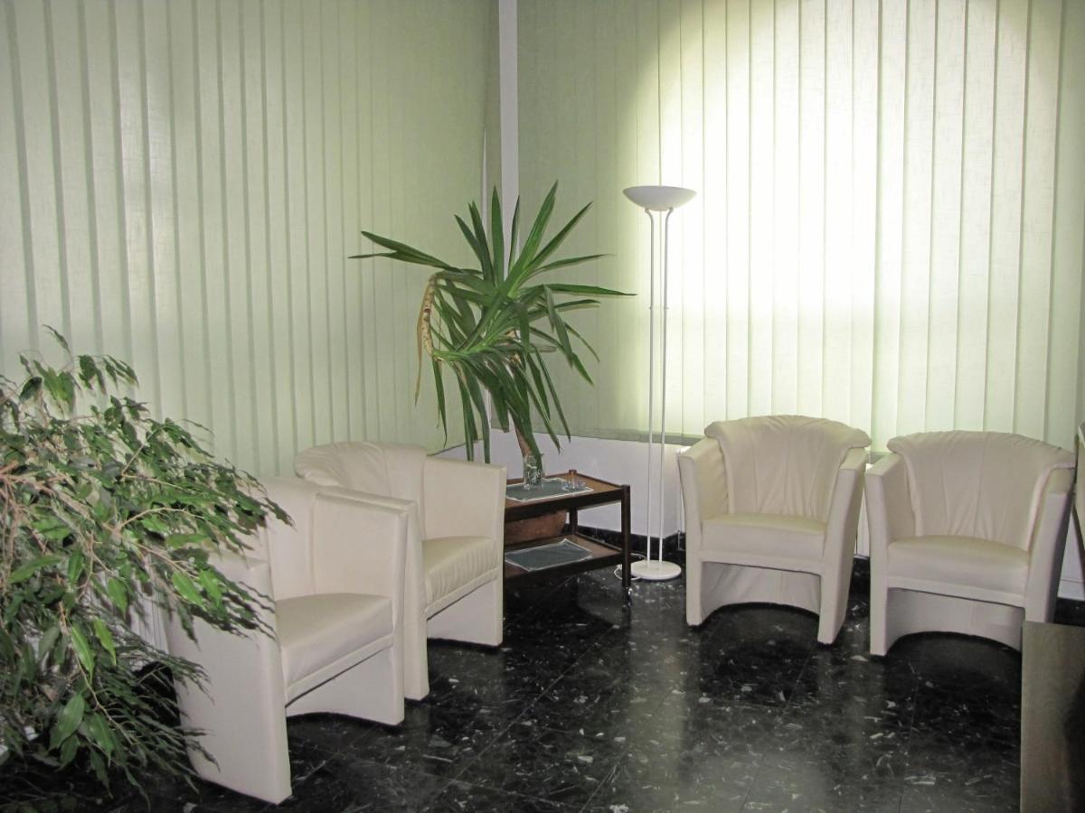 ברנו Hotel Bila Ruze מראה חיצוני תמונה