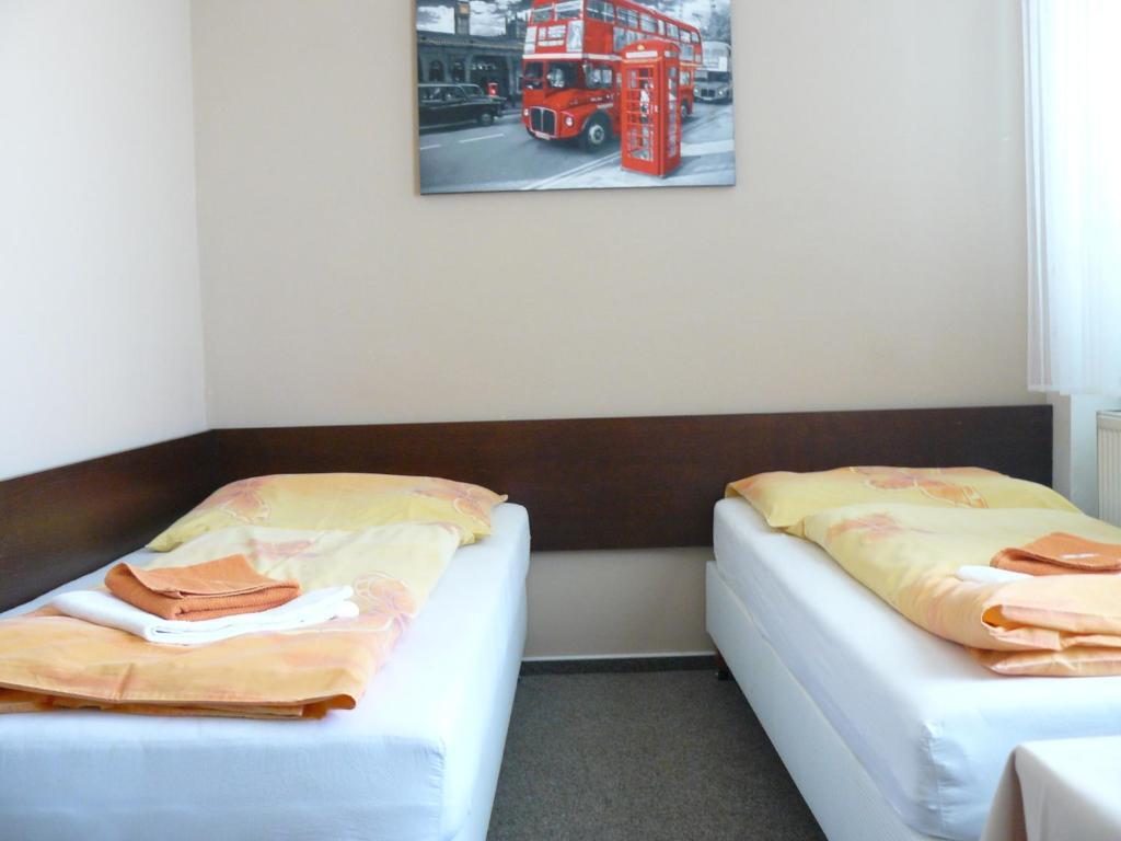 ברנו Hotel Bila Ruze חדר תמונה