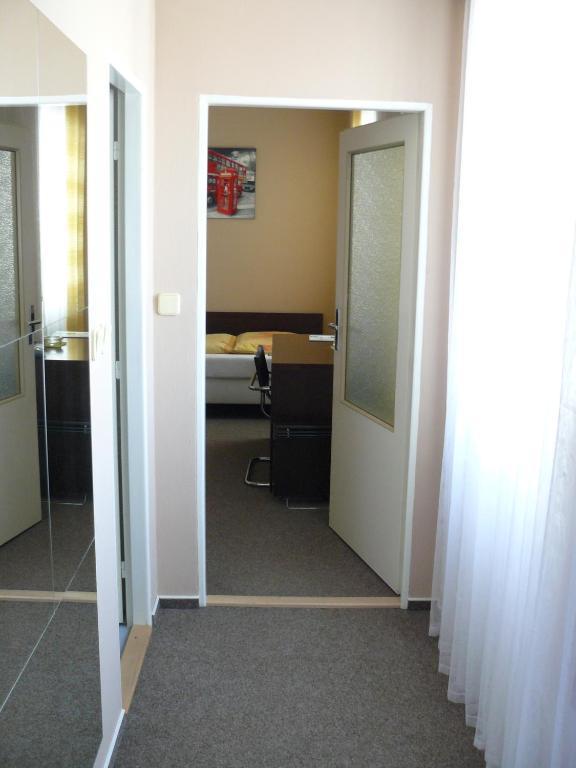 ברנו Hotel Bila Ruze חדר תמונה