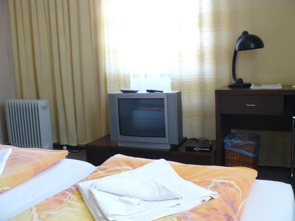 ברנו Hotel Bila Ruze מראה חיצוני תמונה